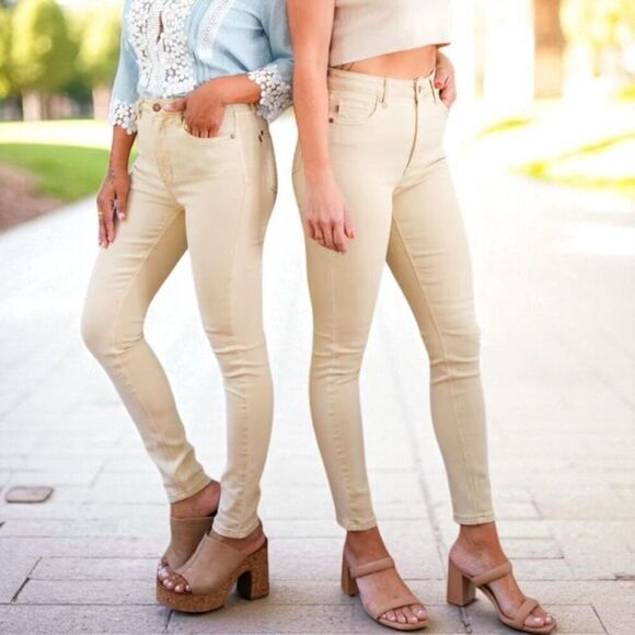 Judy Blue High Rise Tummy Control Skinny Jeans Beige Garment Dyed NWT - Picture 4 of 13